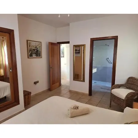 Cristina فيلة La Guirra